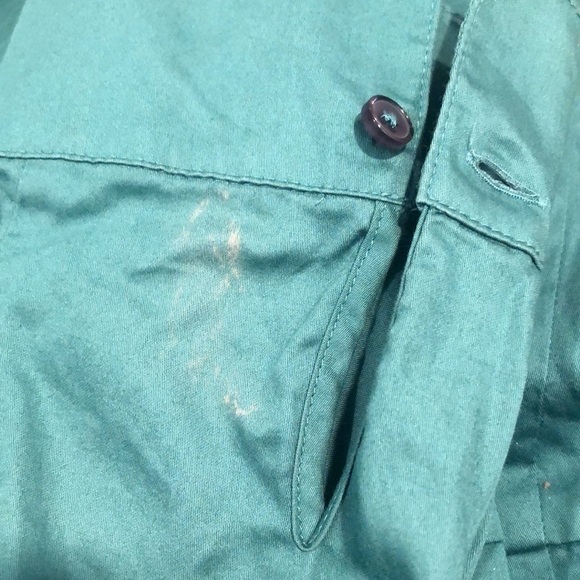 5/$10 Ann Taylor loft green button down shirt size 0 - Picture 2 of 6